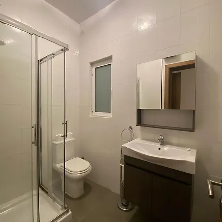 2 Bedroom Maisonette Apartment