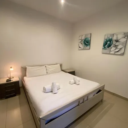 Apartament 2 Bedroom Maisonette Sliema